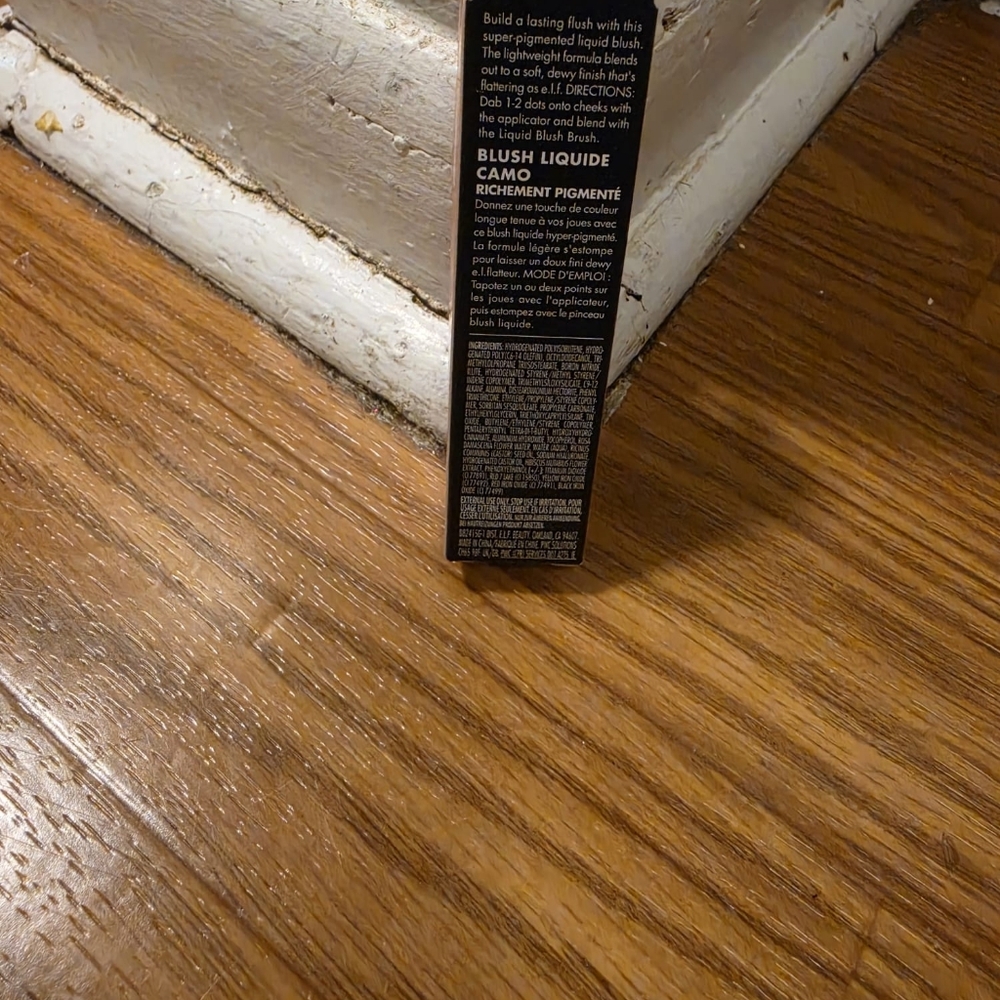 e.l.f. Camo Liquid Blush - Warm Terracotta / Peach Brown - Picture 4 of 7